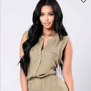 Fashion Nova Romper sz M NWT